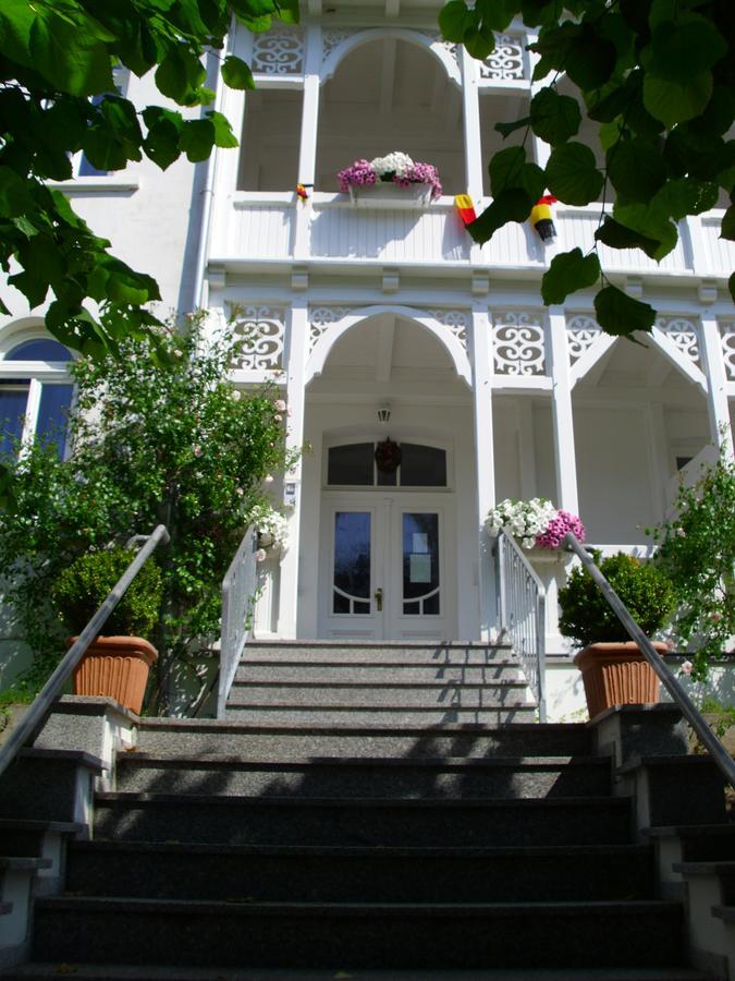 Apartments Haus Eintracht Sellin Экстерьер фото